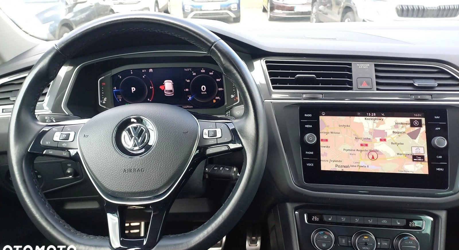 Volkswagen Tiguan cena 99900 przebieg: 145827, rok produkcji 2019 z Poznań małe 781